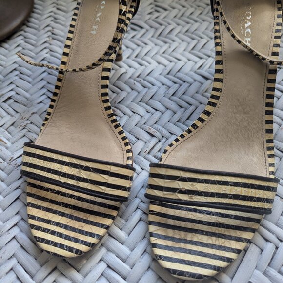 Coach stripe kitten heel sandal - Picture 3 of 6